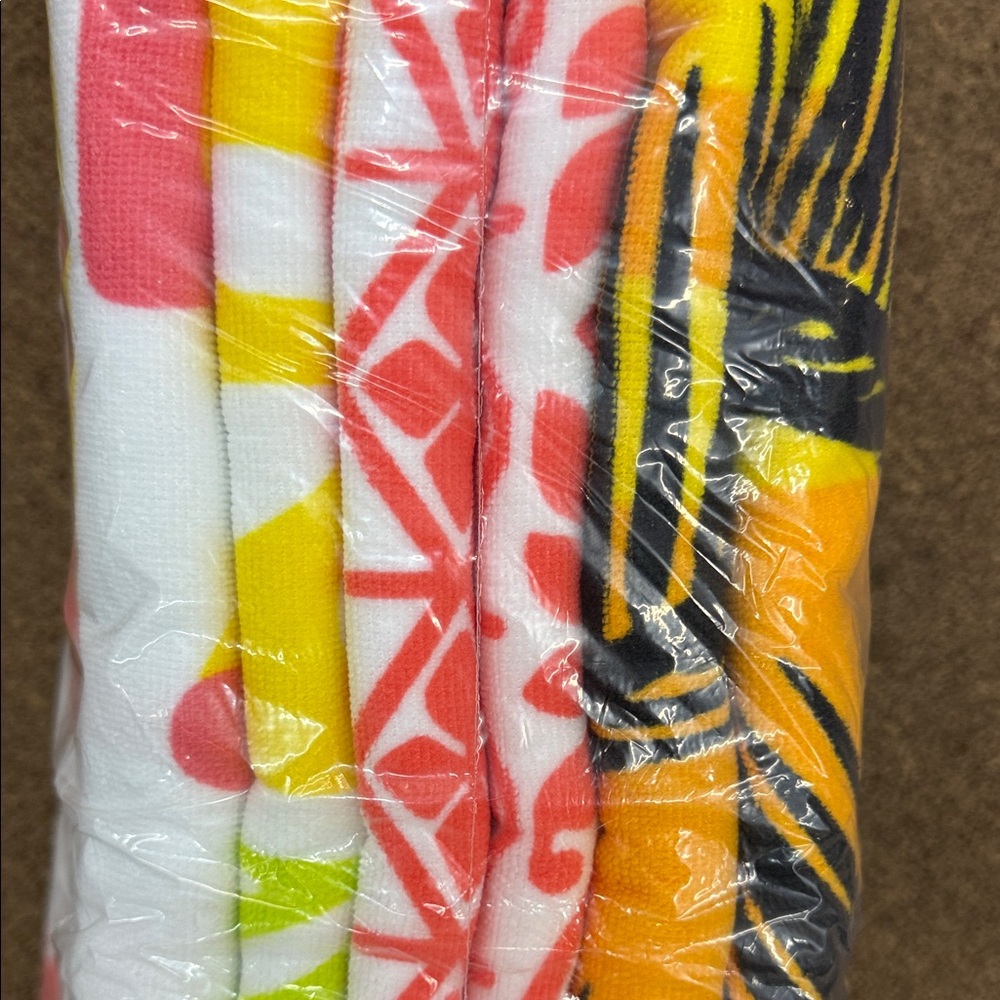 Pack of 3-50x70 Thick Beach Towels Gorgeous Colors on each!
